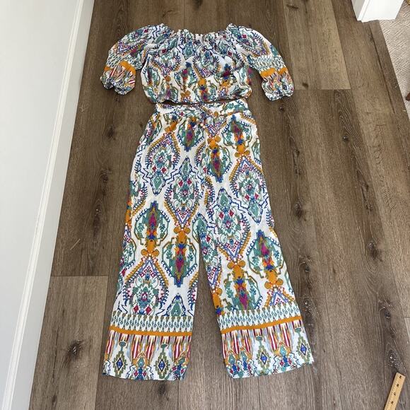 Christian Siriano Pants - Christian Siriano 2 Piece Resort Set Pull On Pants Crop Blouse Aztec Travel NEW